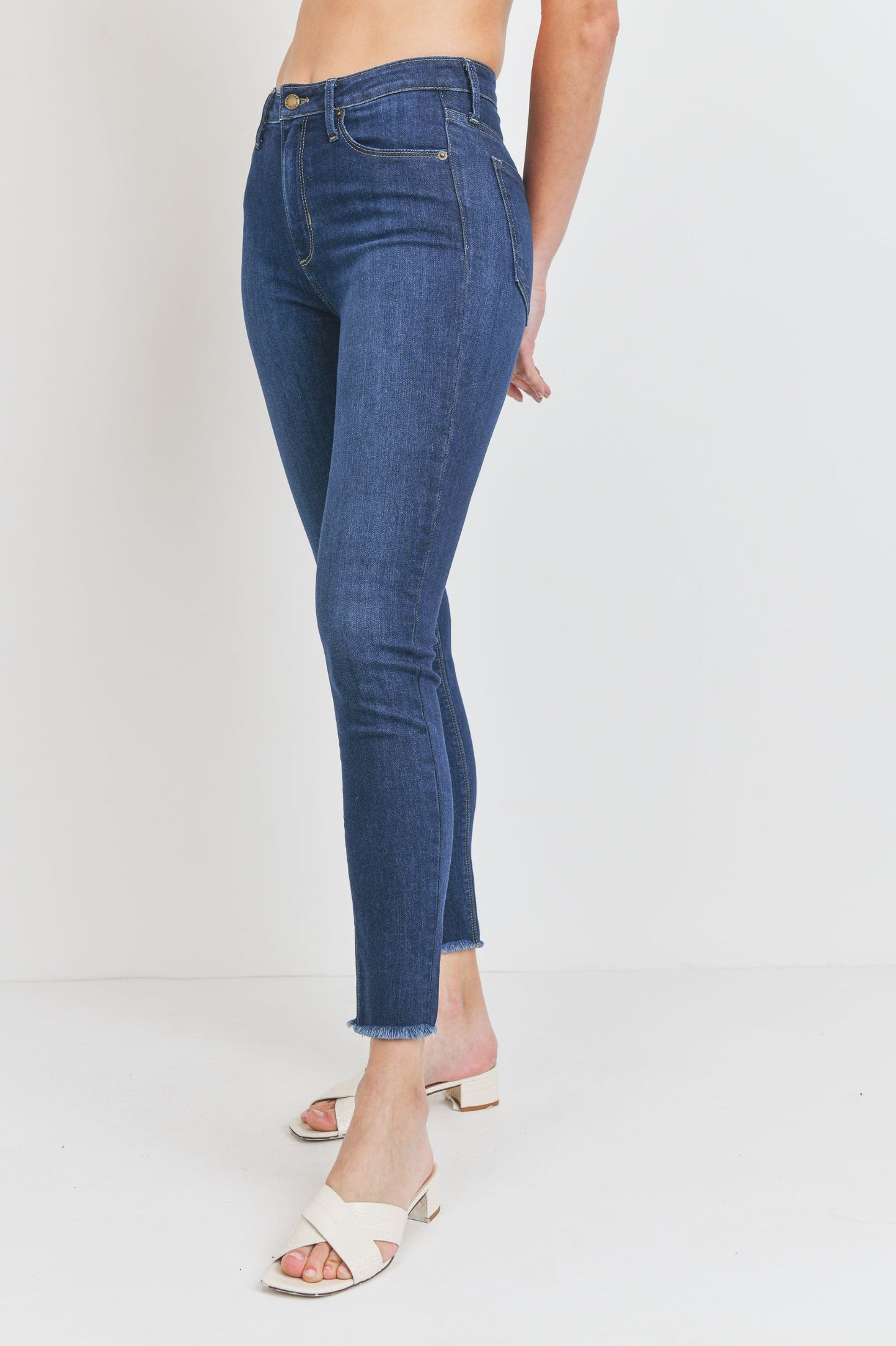 Emma Skinny Jeans